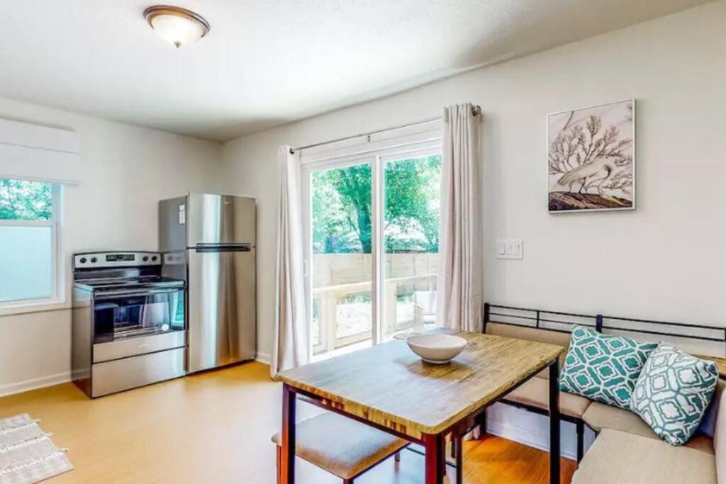 Private, Quiet-Close To Dwntn Pensacola, Stadium, Beaches Villa Екстериор снимка