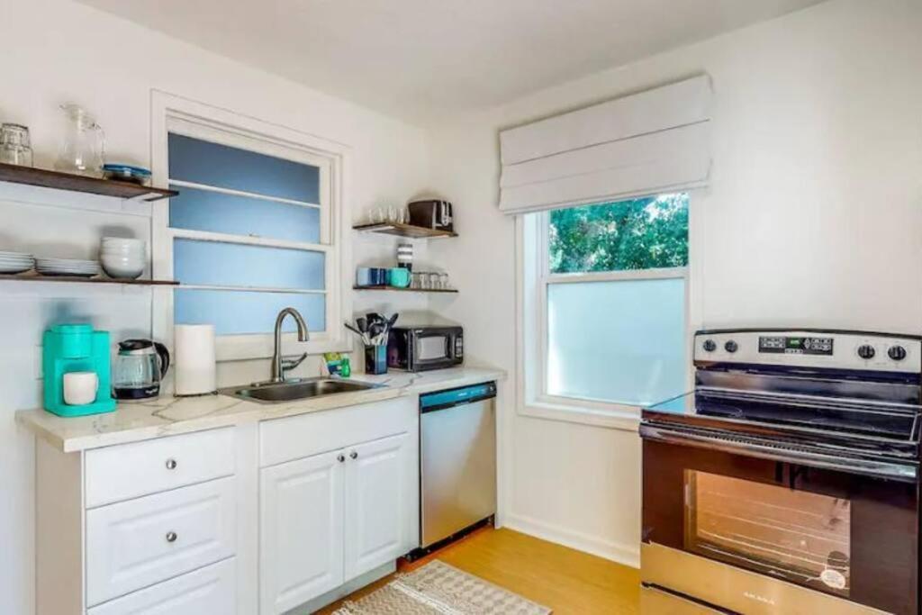 Private, Quiet-Close To Dwntn Pensacola, Stadium, Beaches Villa Екстериор снимка