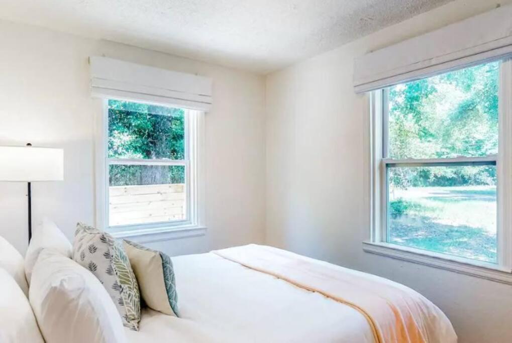 Private, Quiet-Close To Dwntn Pensacola, Stadium, Beaches Villa Екстериор снимка